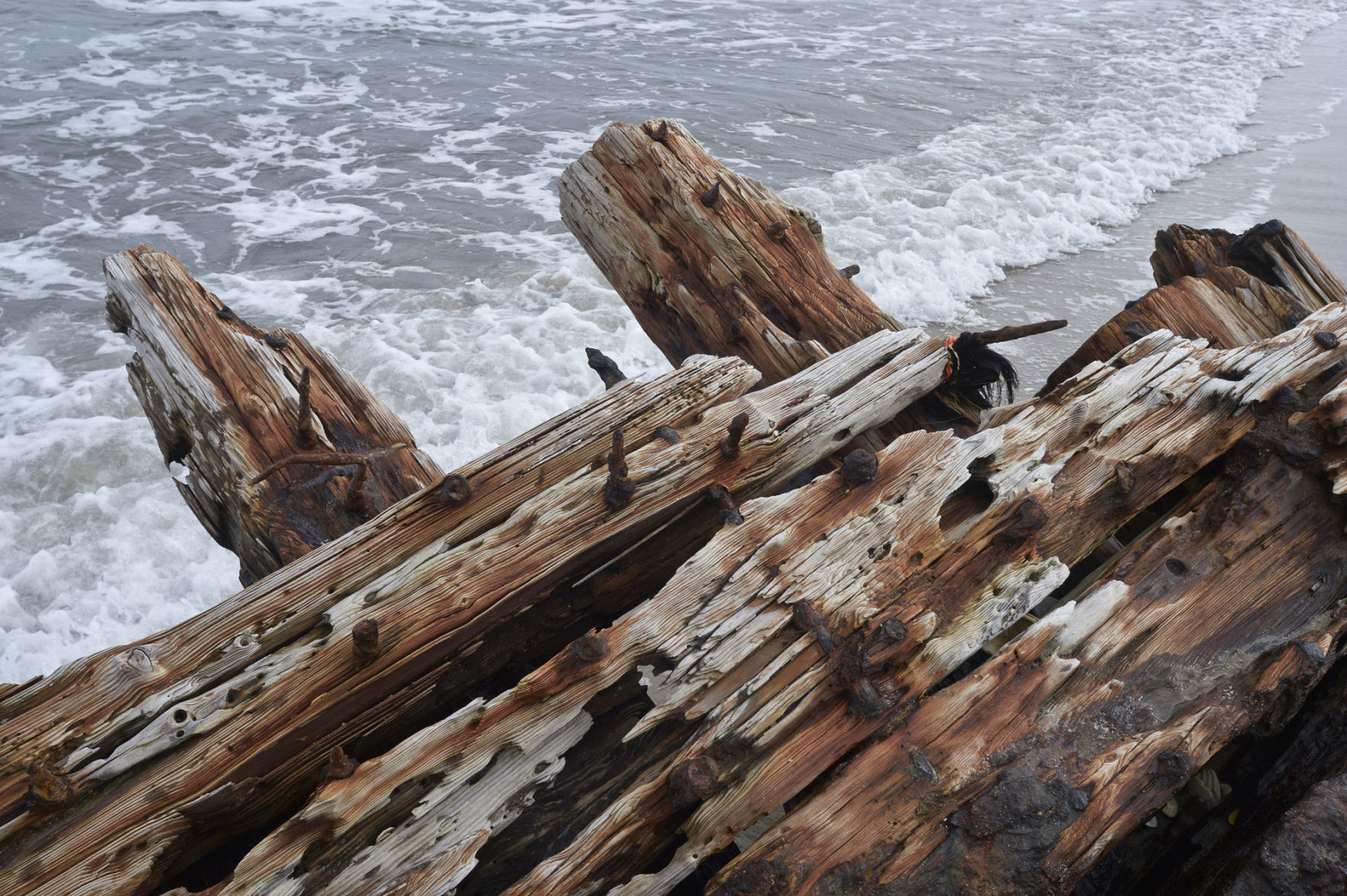 20151130w_nws_shipwreck